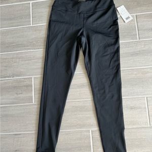 Reva leggings in size small